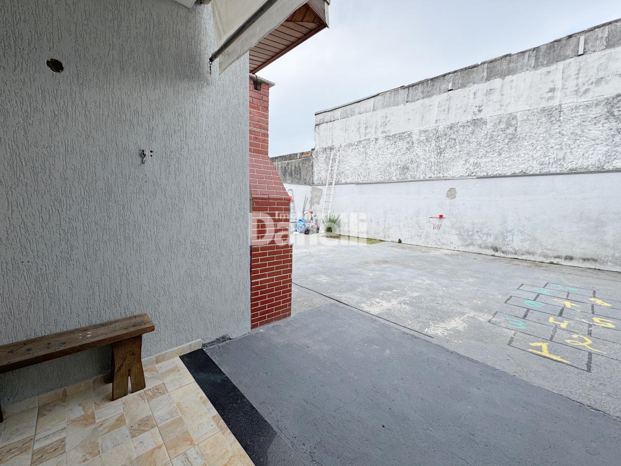 Casa à venda no Jardim Maria Augusta: 