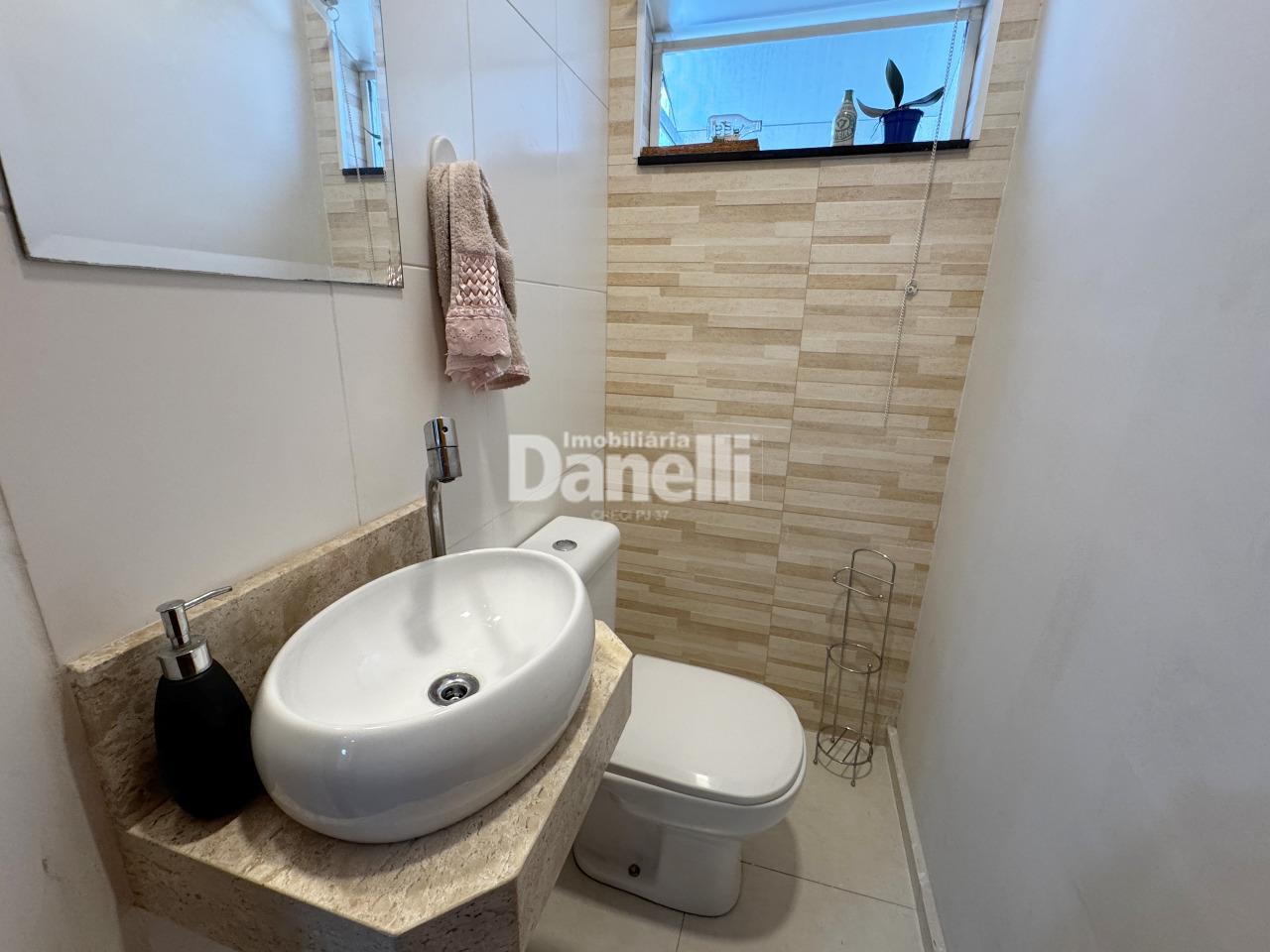 Casa à venda no Jardim Maria Augusta: 