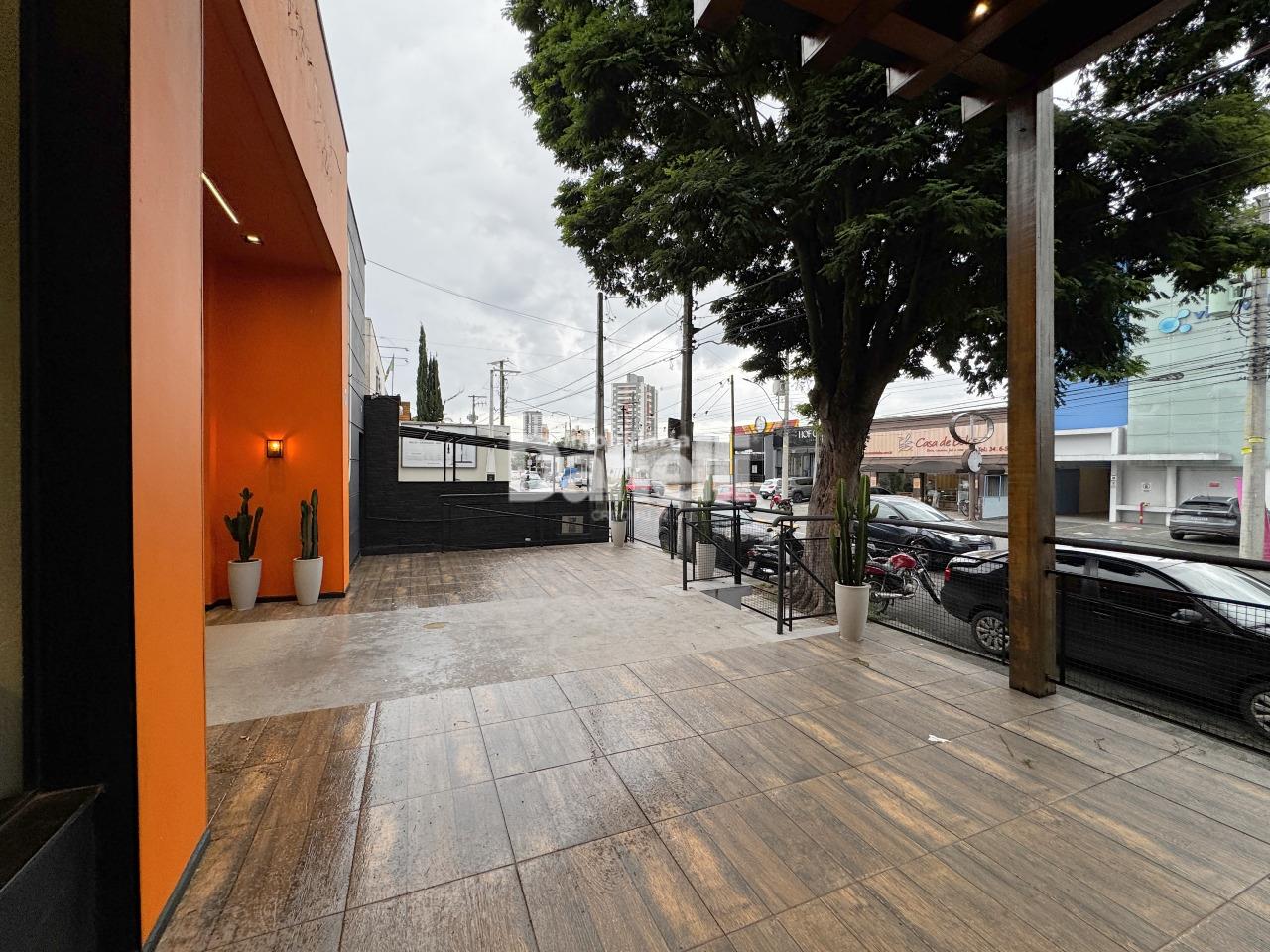 Ponto Comercial para aluguel no Jardim das Nações: 