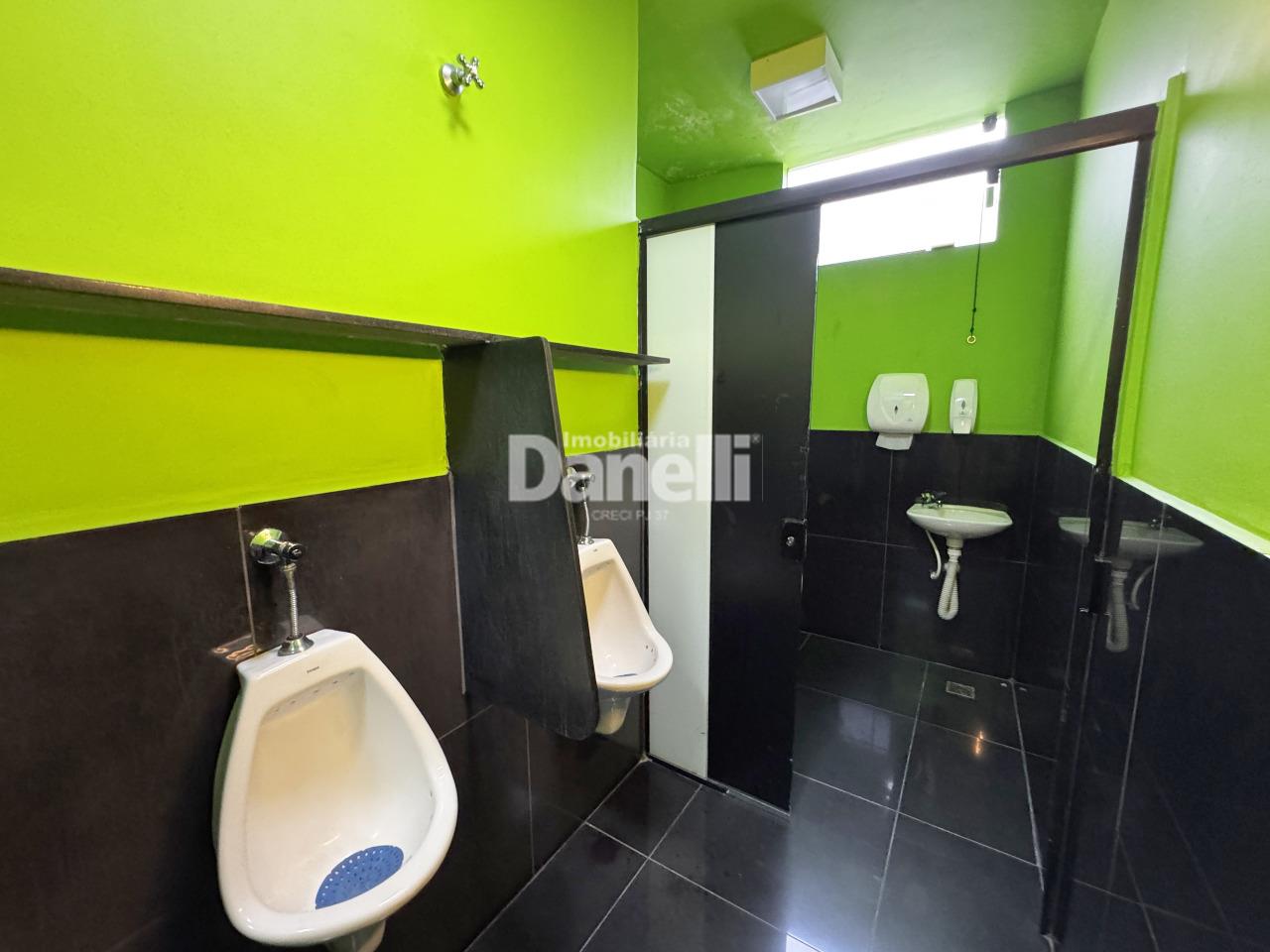 Ponto Comercial para aluguel no Jardim das Nações: 