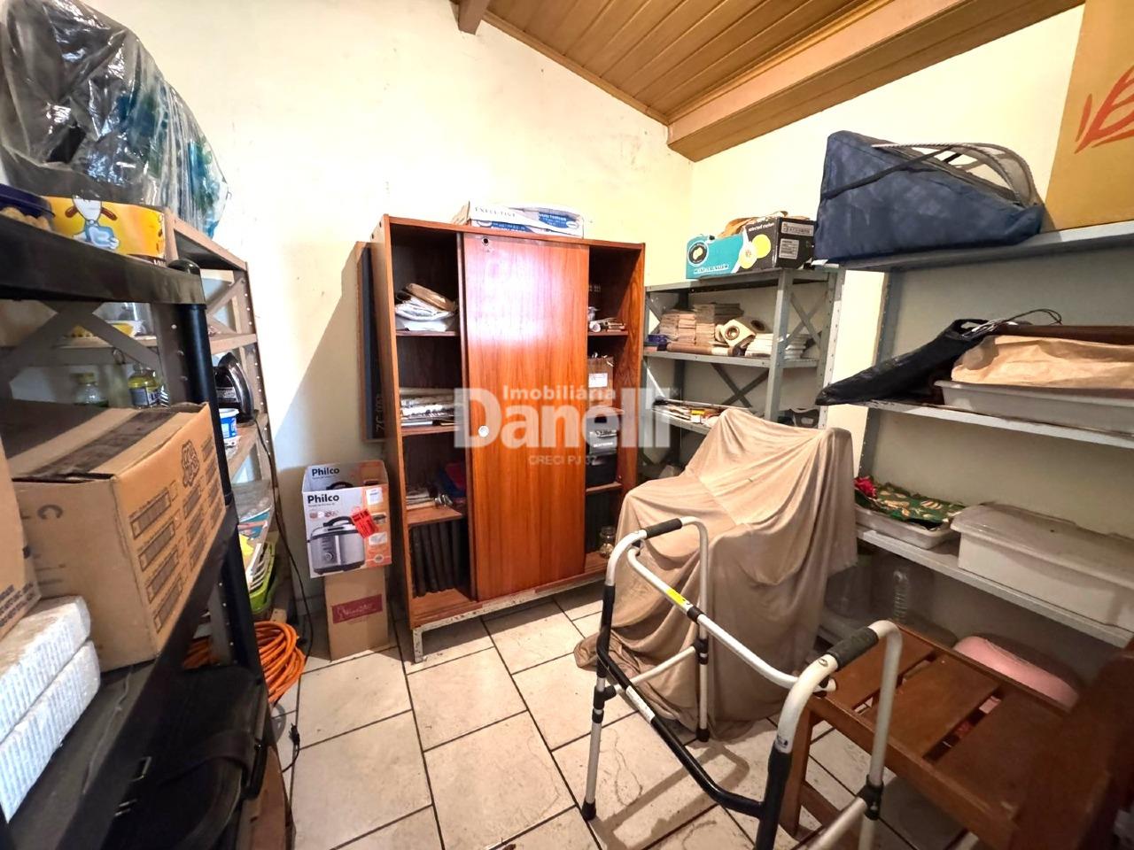 Casa à venda no Centro: 