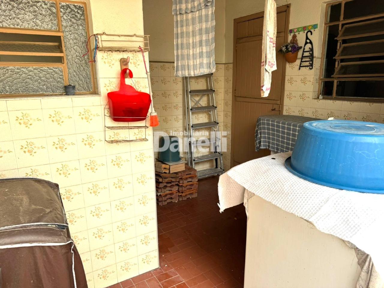 Casa à venda no Centro: 