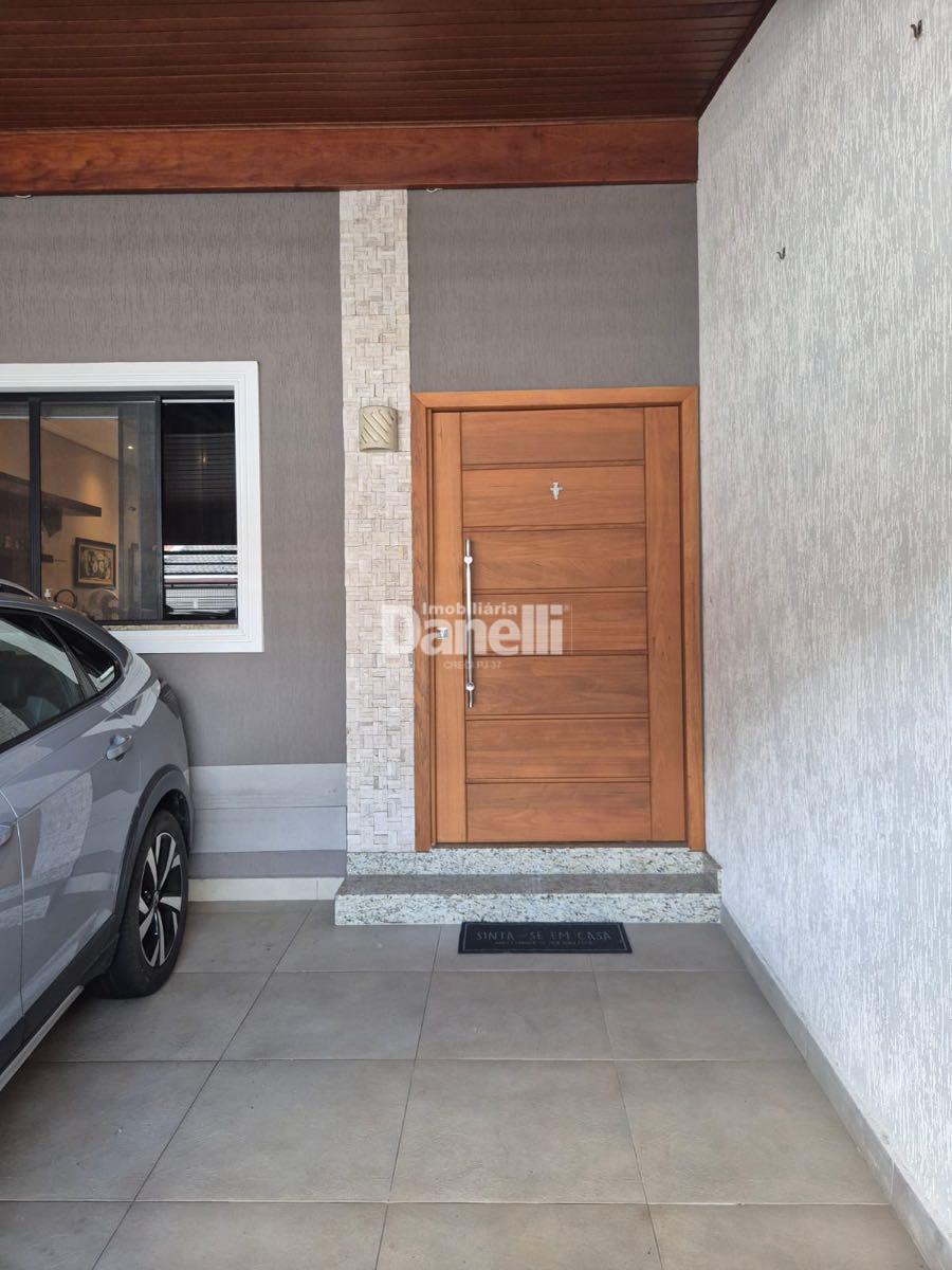 Casa à venda no Loteamento Residencial e Comercial Bosque Flamboyant: 