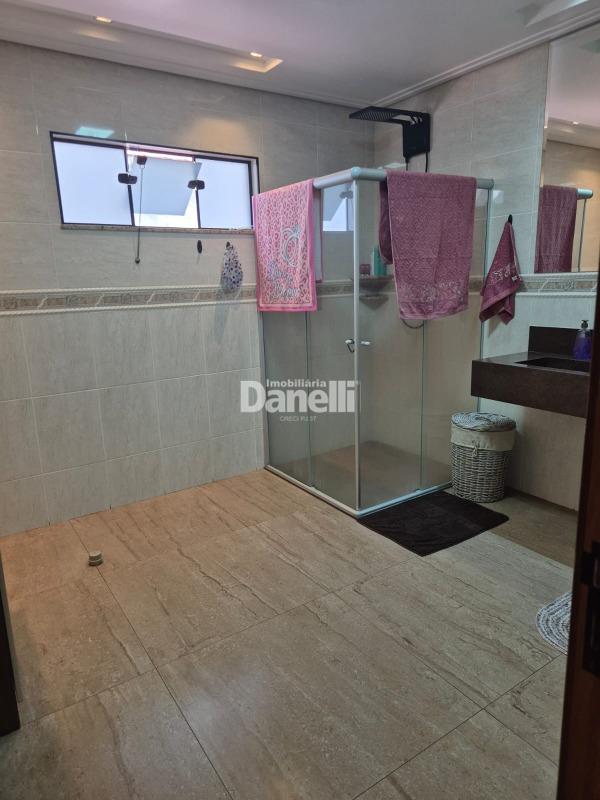 Casa à venda no Loteamento Residencial e Comercial Bosque Flamboyant: 