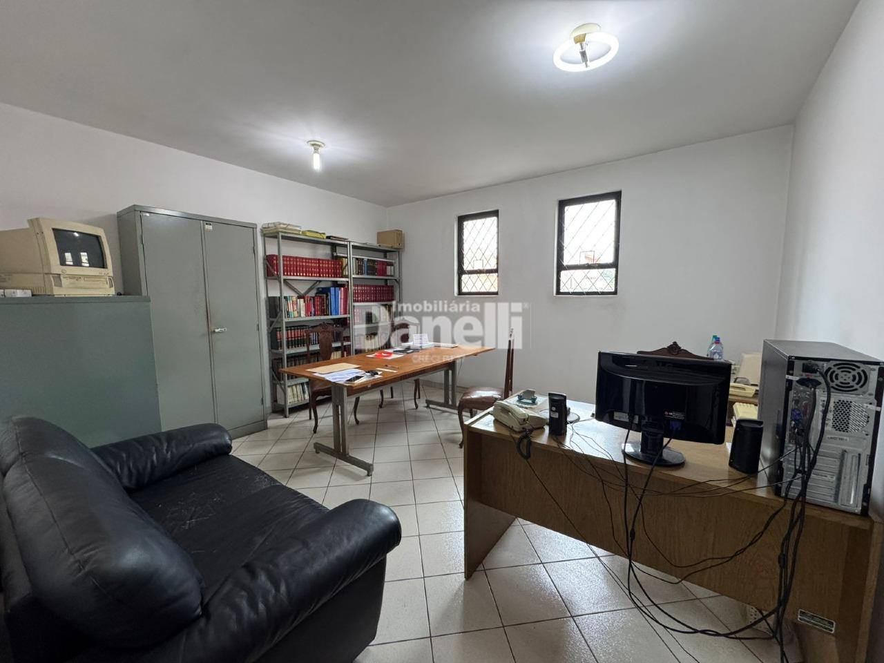 Prédio à venda no Centro: 