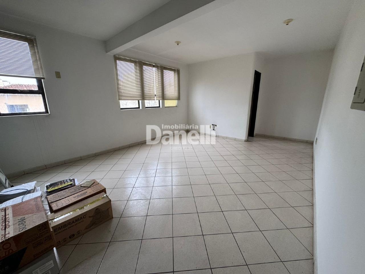 Prédio à venda no Centro: 