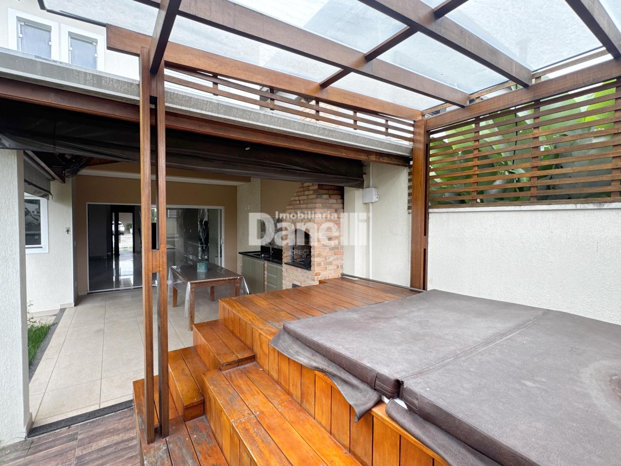 Casa em Condomínio para aluguel no Loteamento Residencial Campos do Conde II: 