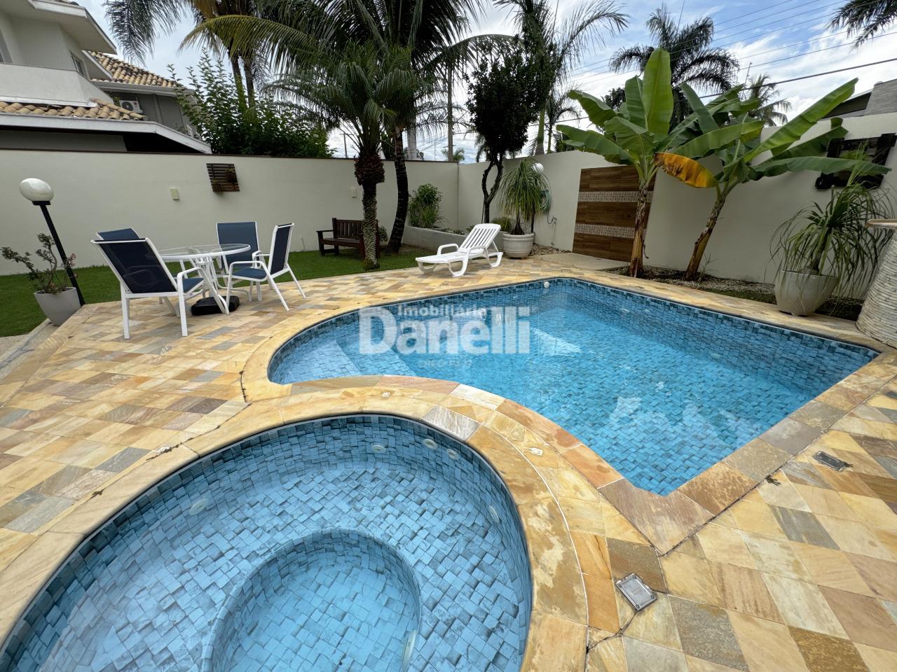 Casa em Condomínio à venda no Condomínio Village Taubaté: 