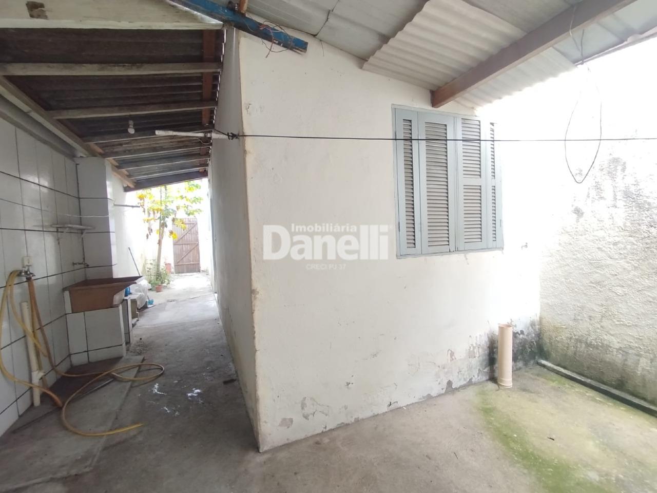 Casa para aluguel no Centro: 