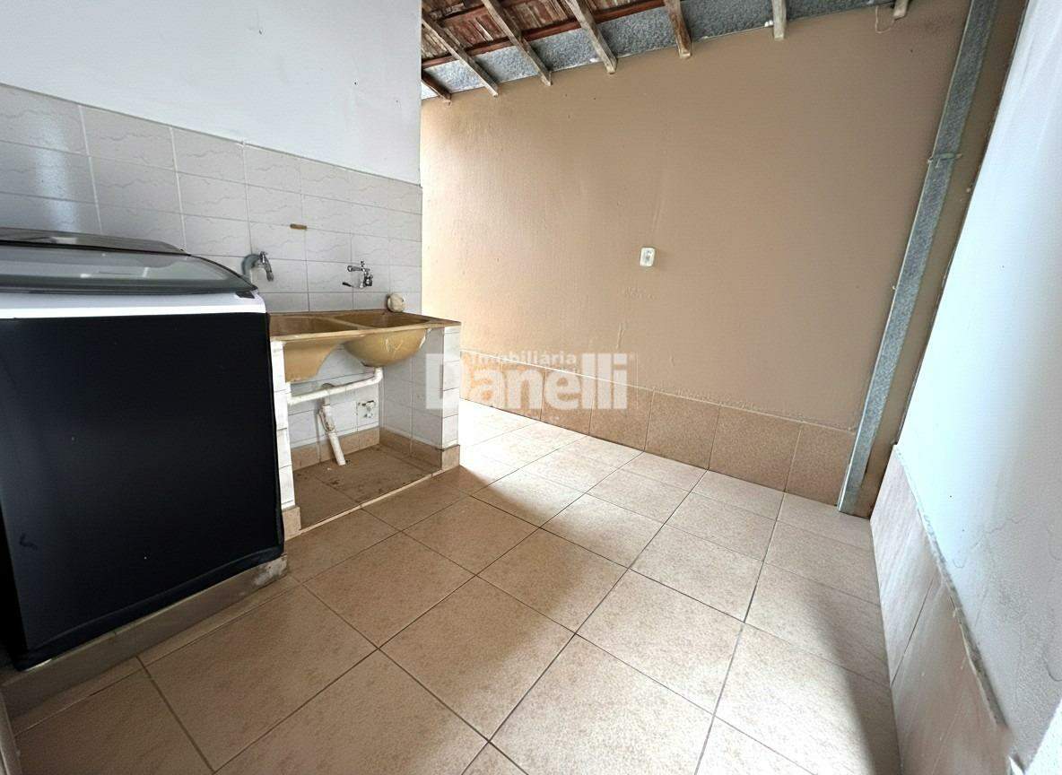 Casa à venda no Parque São Luís: 