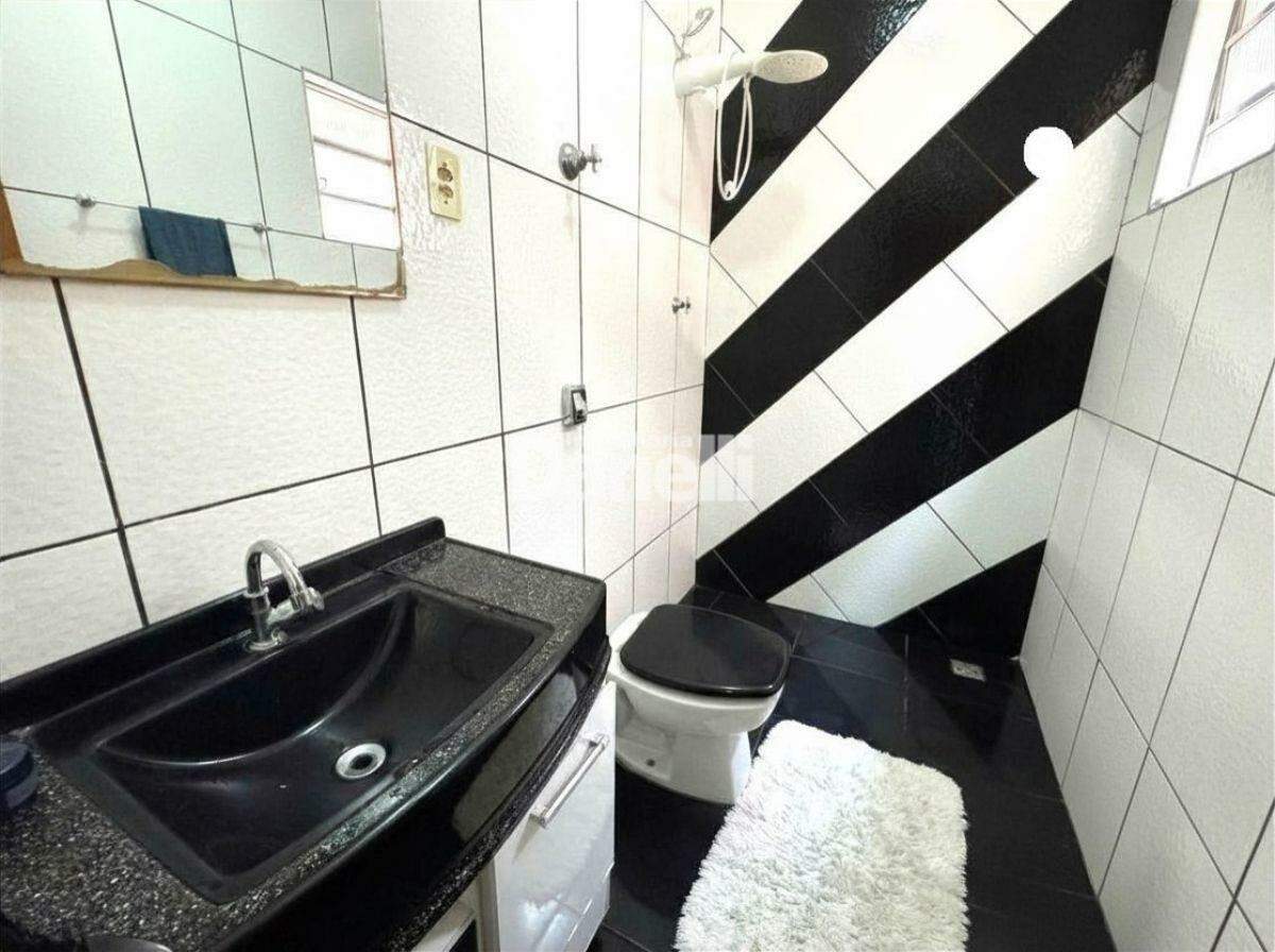 Casa à venda no Parque São Luís: 