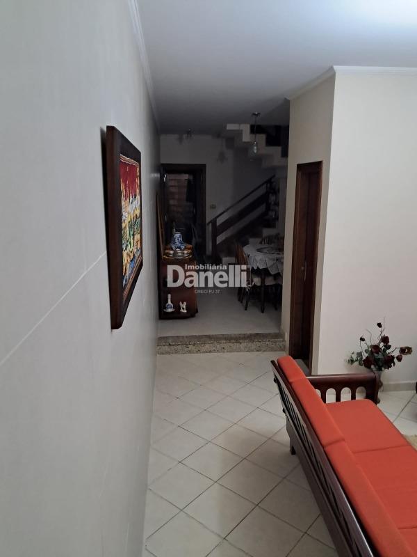 Sobrado à venda no Jardim Sandra Maria: 