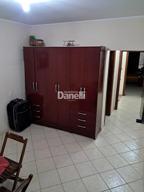 Sobrado à venda no Jardim Sandra Maria: 