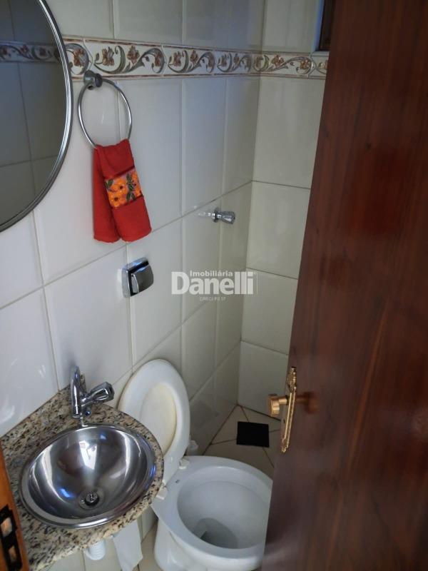 Sobrado à venda no Jardim Sandra Maria: 