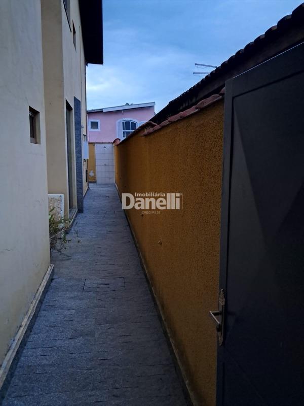 Sobrado à venda no Jardim Sandra Maria: 