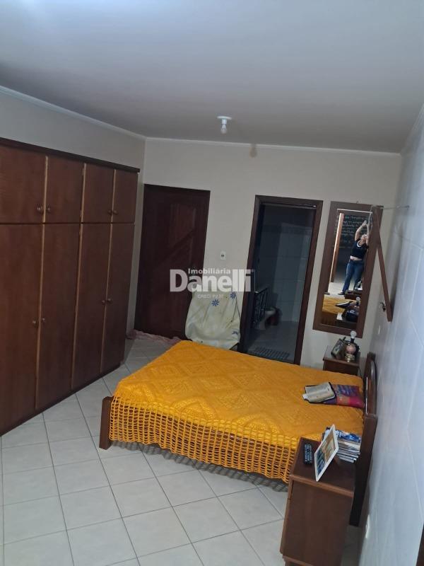 Sobrado à venda no Jardim Sandra Maria: 