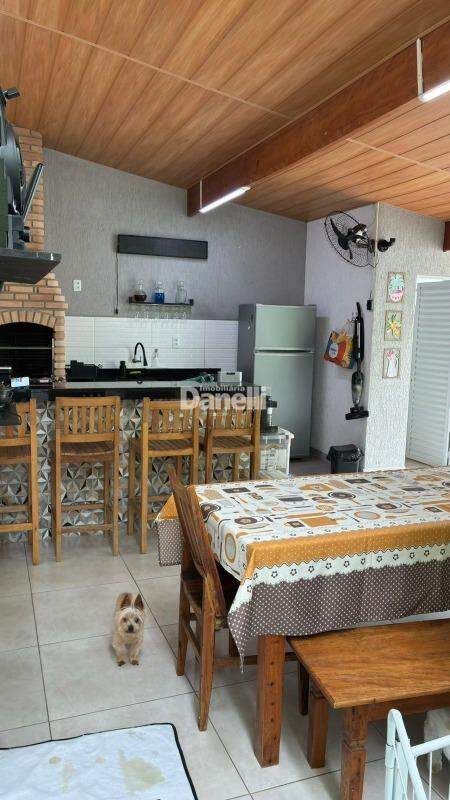 Casa em Condomínio à venda no Condomínio Veredas: 