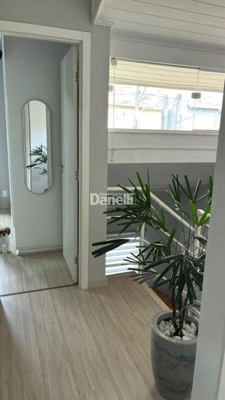 Casa em Condomínio à venda no Condomínio Veredas: 