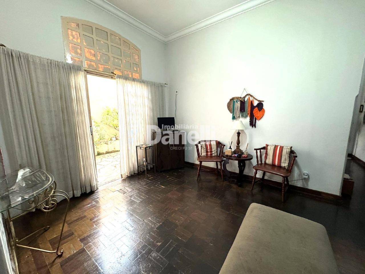 Sobrado à venda no Centro: 