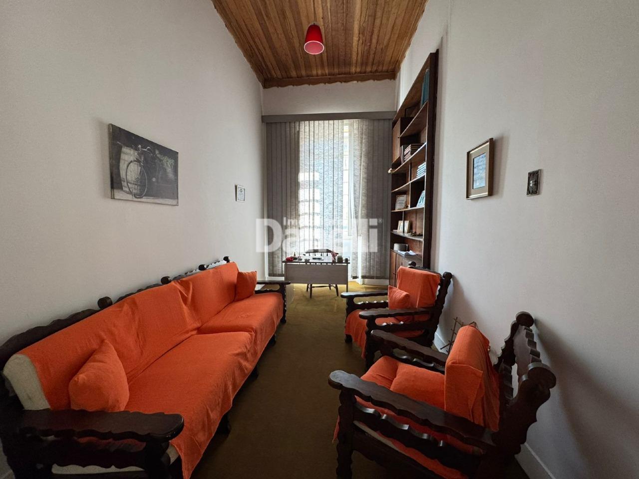 Sobrado à venda no Centro: 