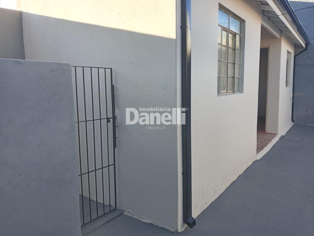 Casa para aluguel no Jardim Maria Augusta: 