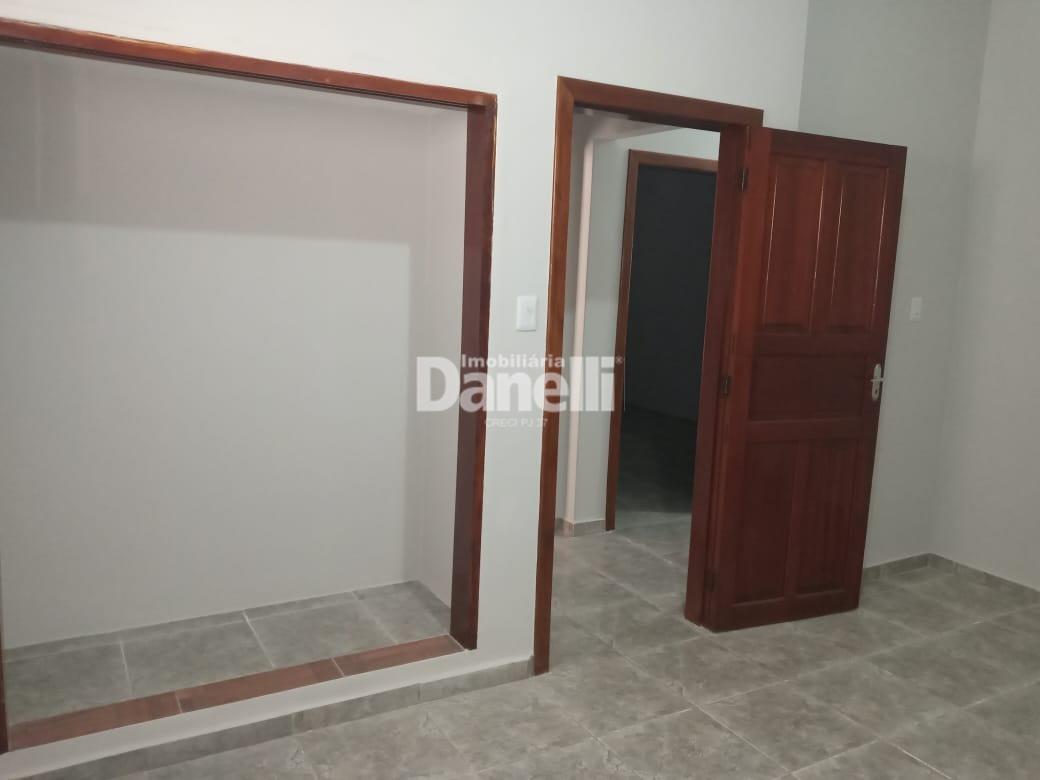 Casa para aluguel no Jardim Maria Augusta: 