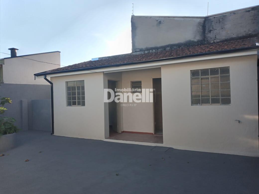 Casa para aluguel no Jardim Maria Augusta: 