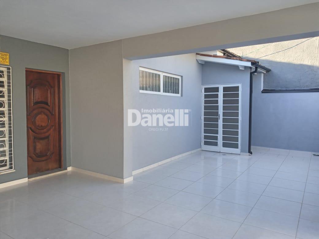 Casa para aluguel no Jardim Maria Augusta: 