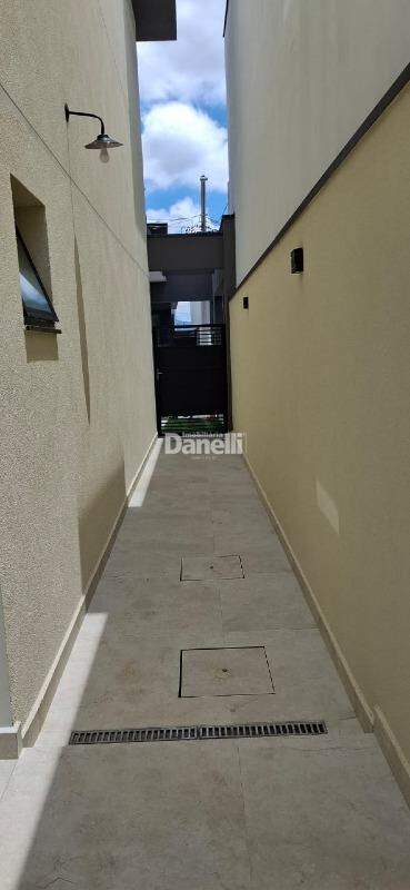 Casa em Condomínio à venda no Chácara São Félix: 