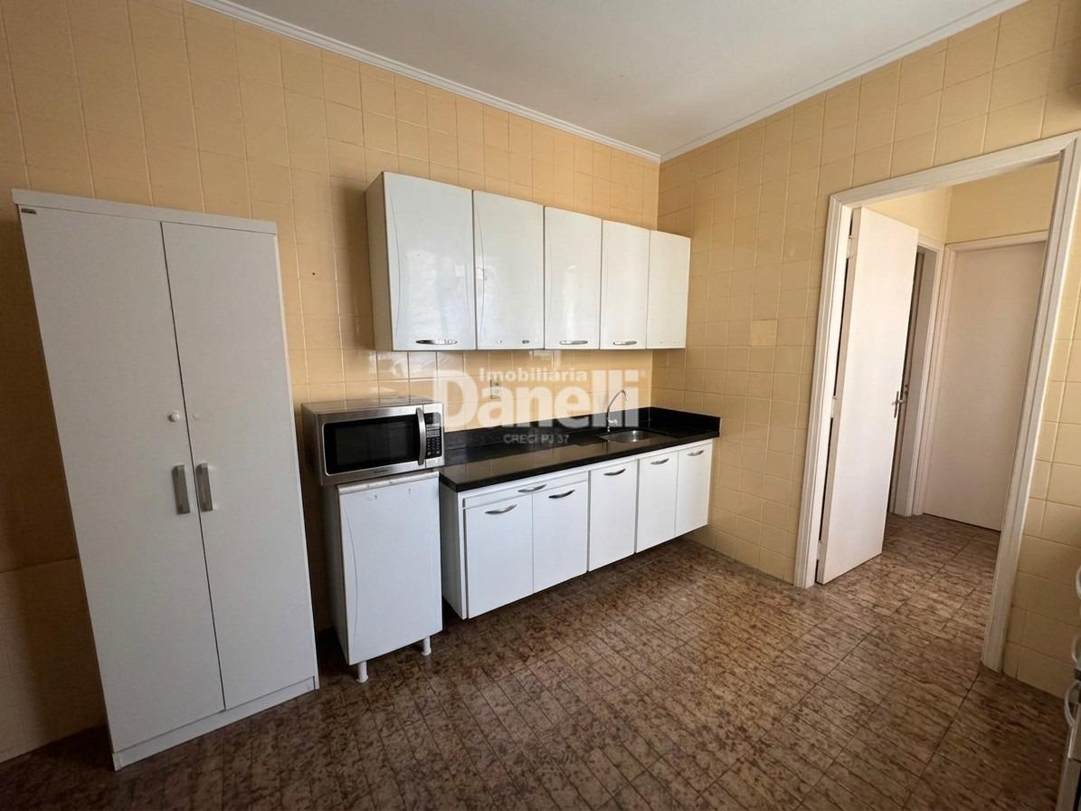 Apartamento à venda no Jardim das Nações: Ampla Cozinha