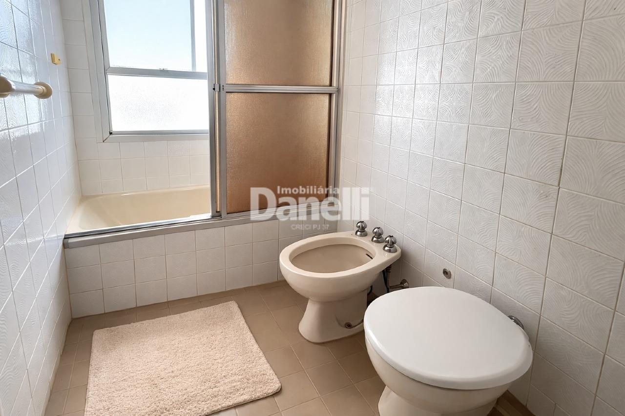 Apartamento à venda no Jardim das Nações: Banheiro da Suíte