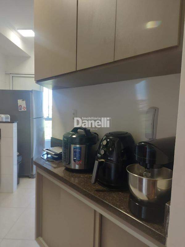 Apartamento à venda no Vila São José: 