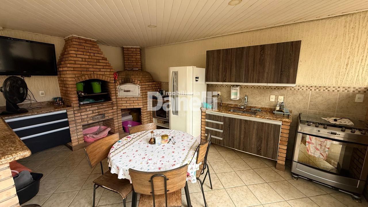 Casa em Condomínio à venda no Condomínio Village Taubaté: espaço gourmet 