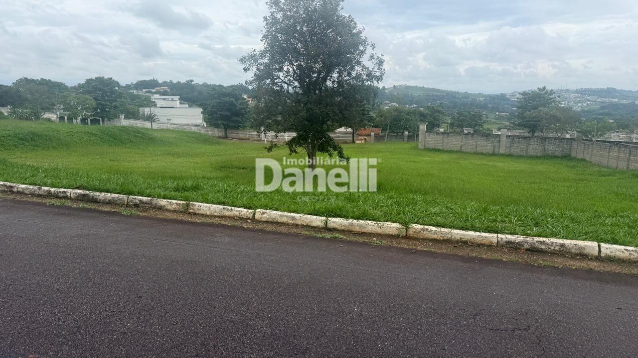 Lote à venda no Chácara São Félix: 