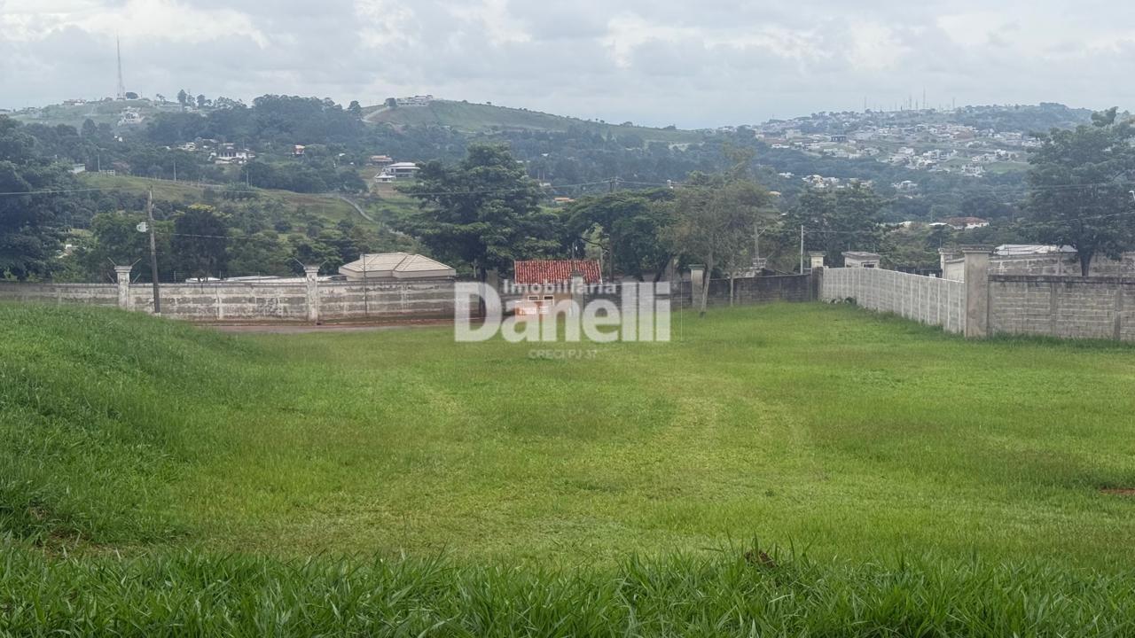 Lote à venda no Chácara São Félix: 