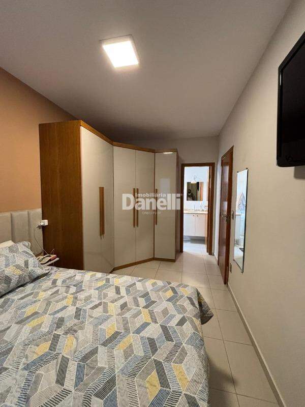 Apartamento à venda no Granjas Santa Terezinha: 