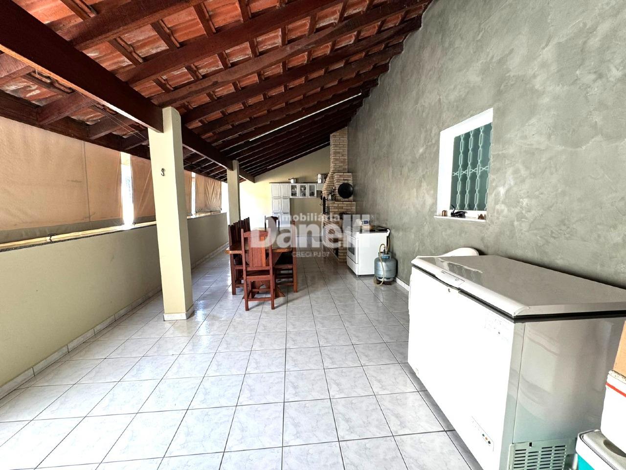 Sobrado à venda no Vila Aparecida: 