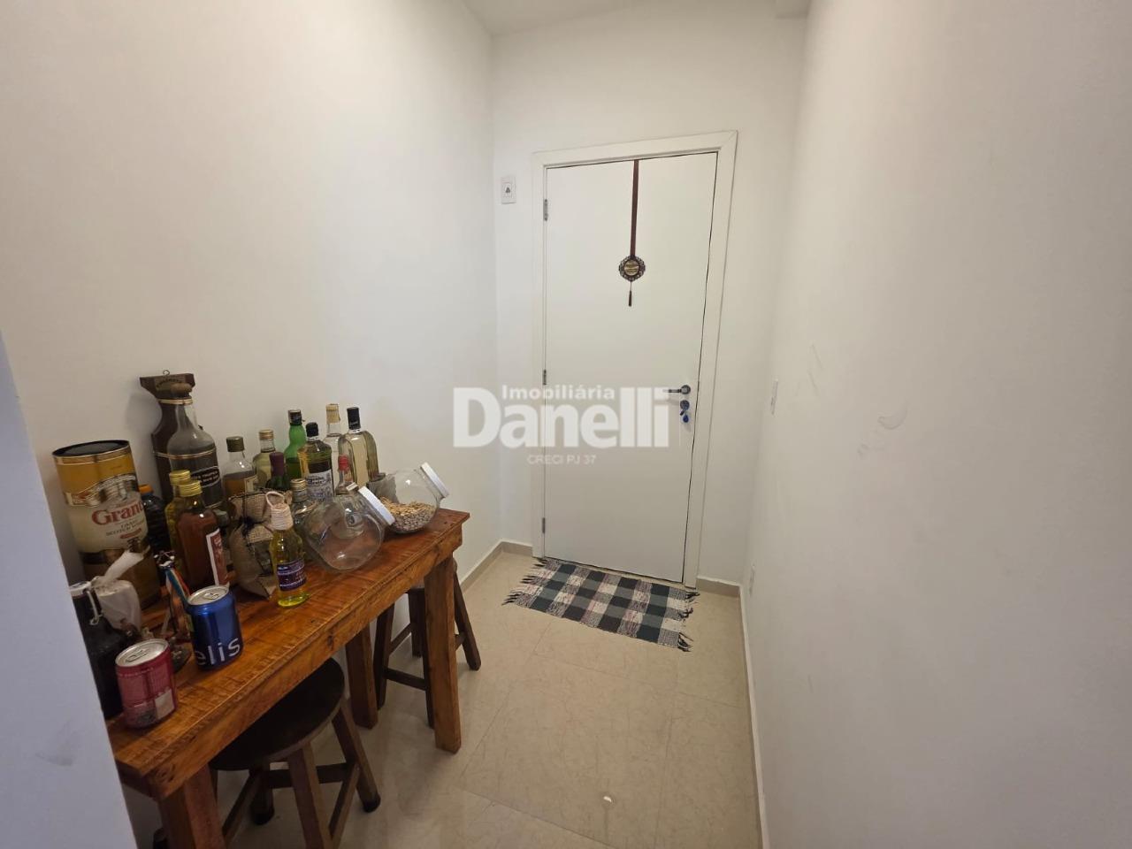 Apartamento à venda no Granjas Santa Terezinha: 