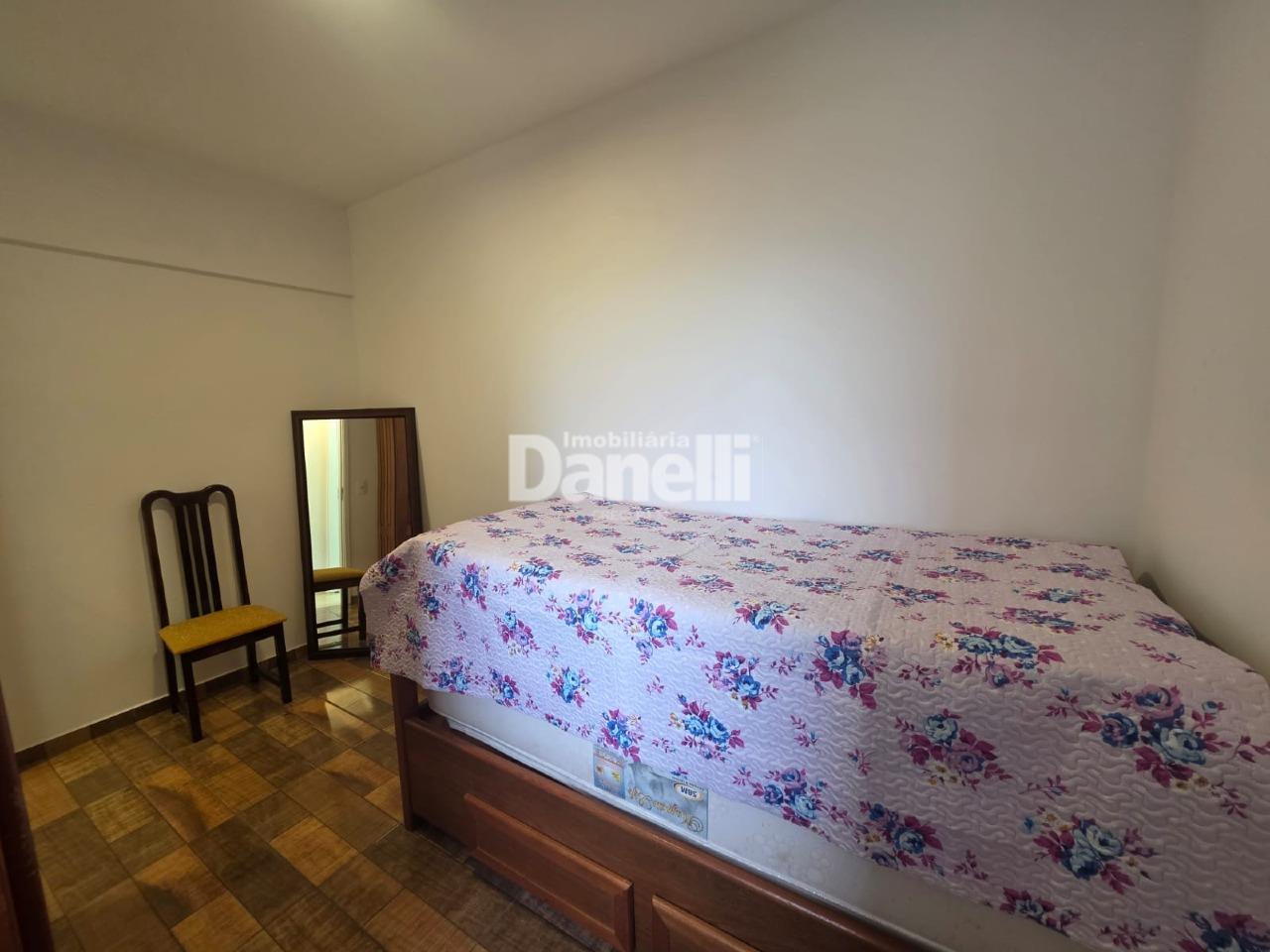 Apartamento à venda no Granjas Santa Terezinha: 