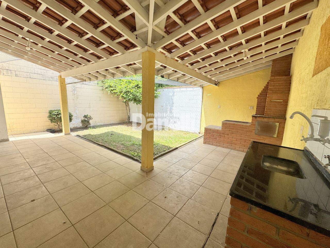 Casa em Condomínio à venda no Parque São Cristovão: 