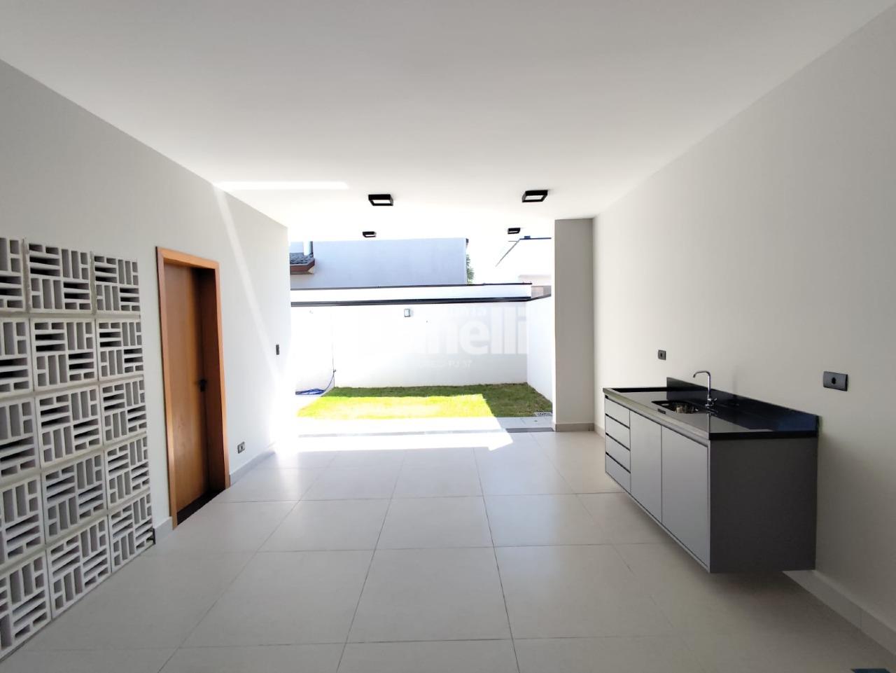 Casa em Condomínio para aluguel no Areao: 