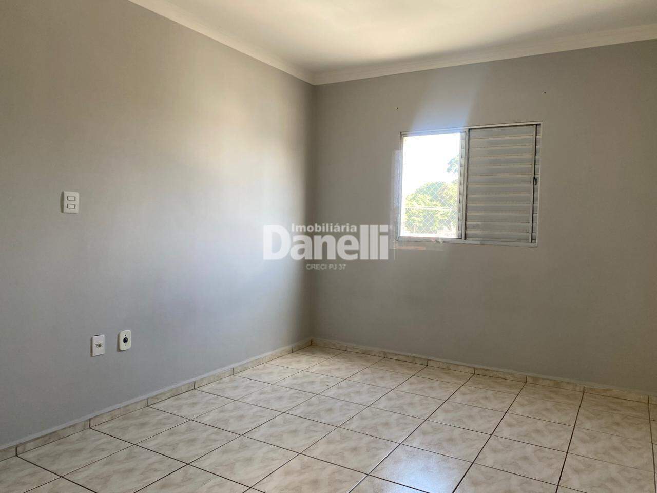 Apartamento para aluguel no Parque Santo Antônio: 