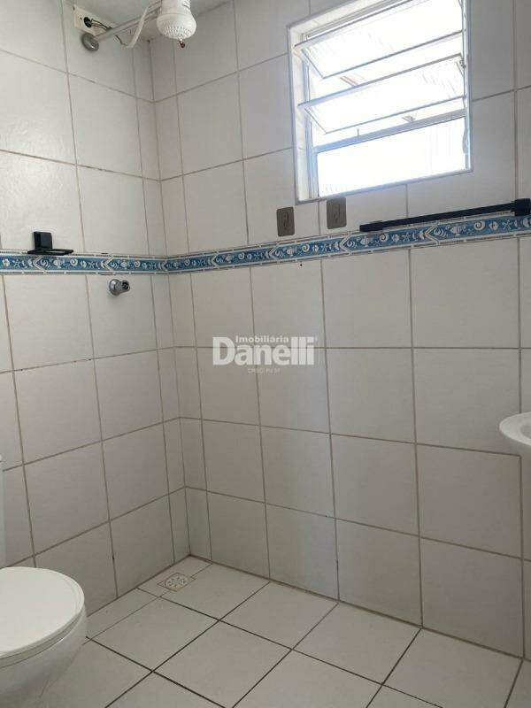 Apartamento para aluguel no Parque Santo Antônio: 