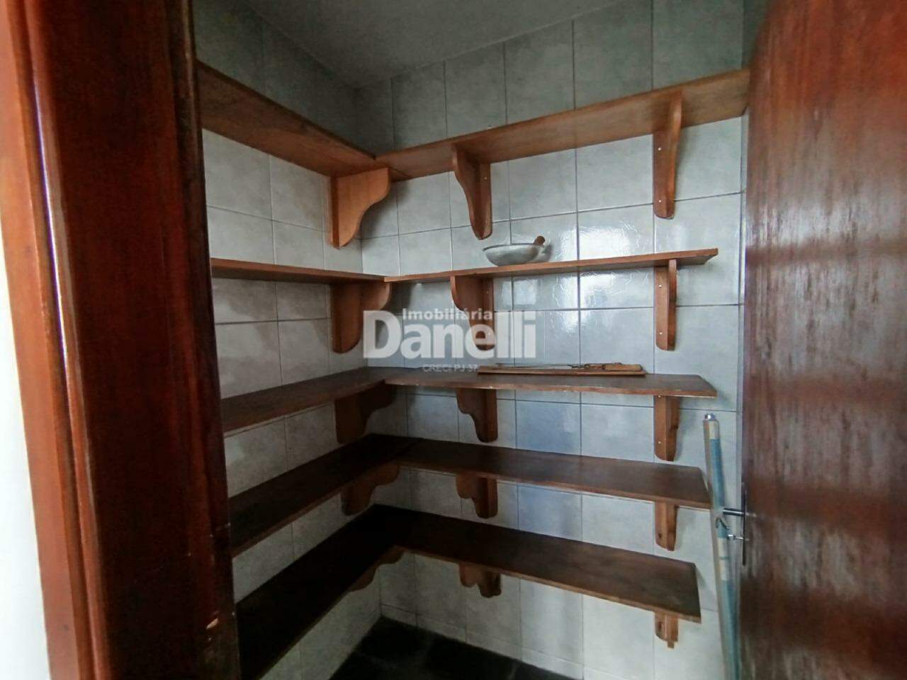 Casa para aluguel no Centro: 