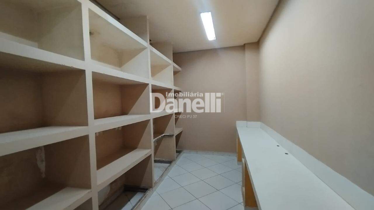 Ponto Comercial para aluguel no Centro: 