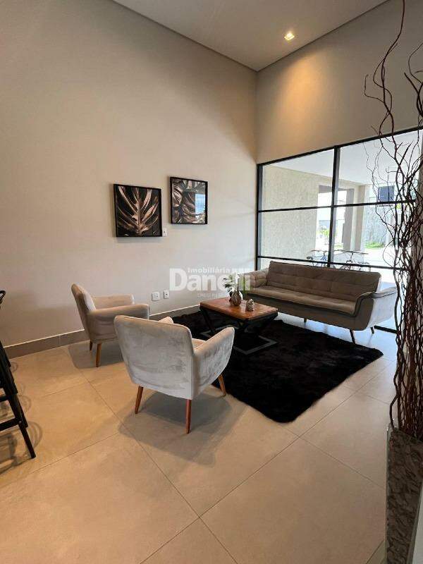Casa em Condomínio à venda no Loteamento Residencial Morada do Visconde: 