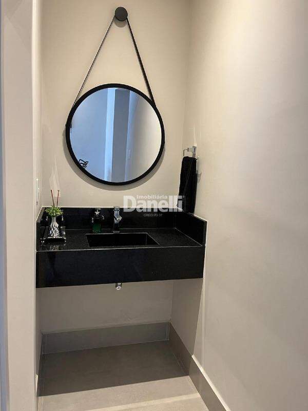 Casa em Condomínio à venda no Loteamento Residencial Morada do Visconde: 