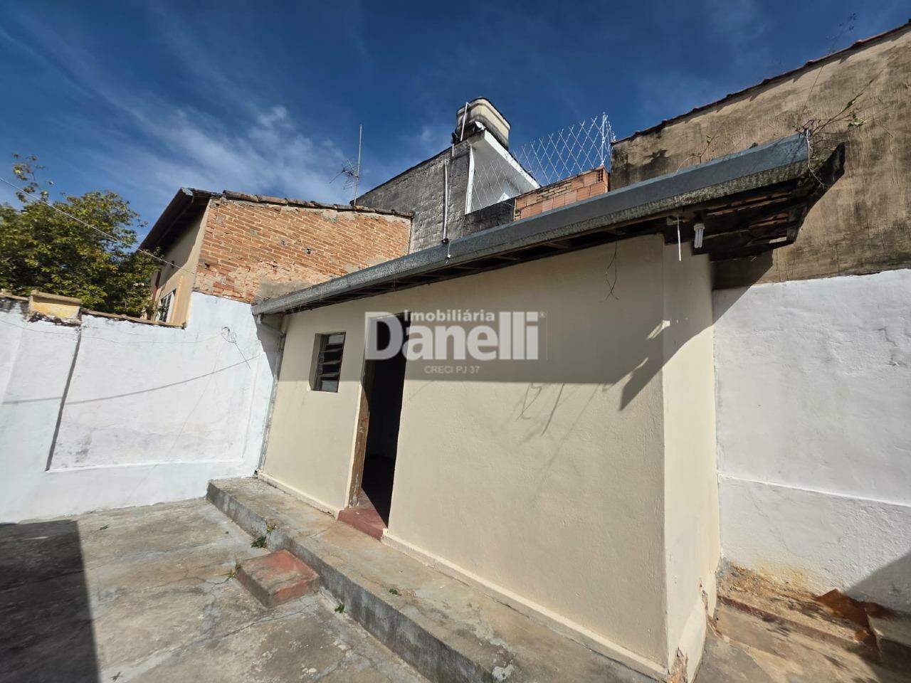 Casa à venda no Centro: 