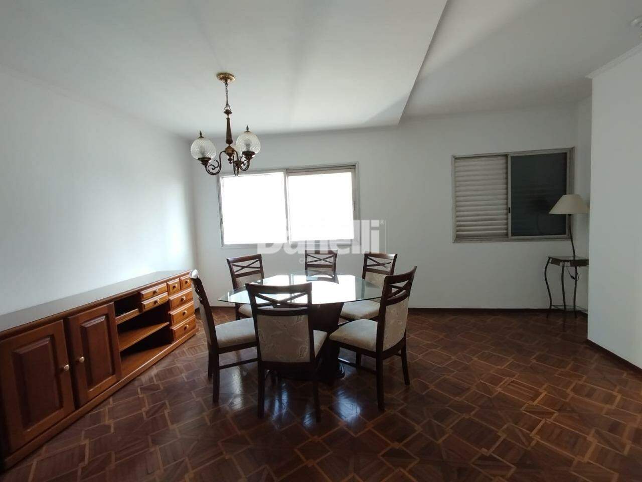 Apartamento para aluguel no Centro: 