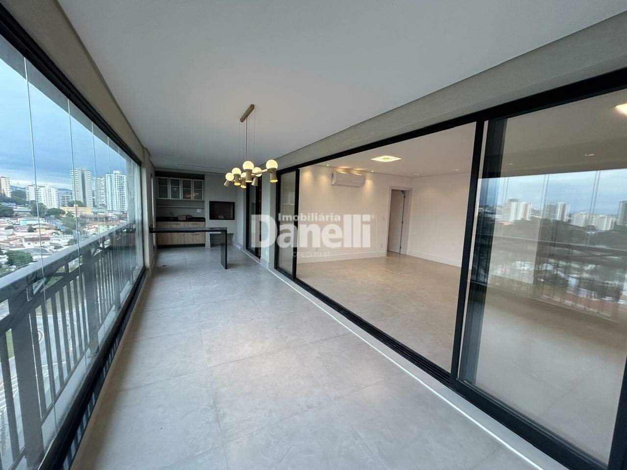 Apartamento à venda no Jardim das Nações: 